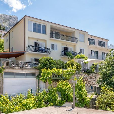 Apartmani Mirta Omis A Zewnętrze zdjęcie