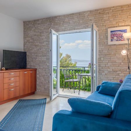 Apartmani Mirta Omis A Zewnętrze zdjęcie